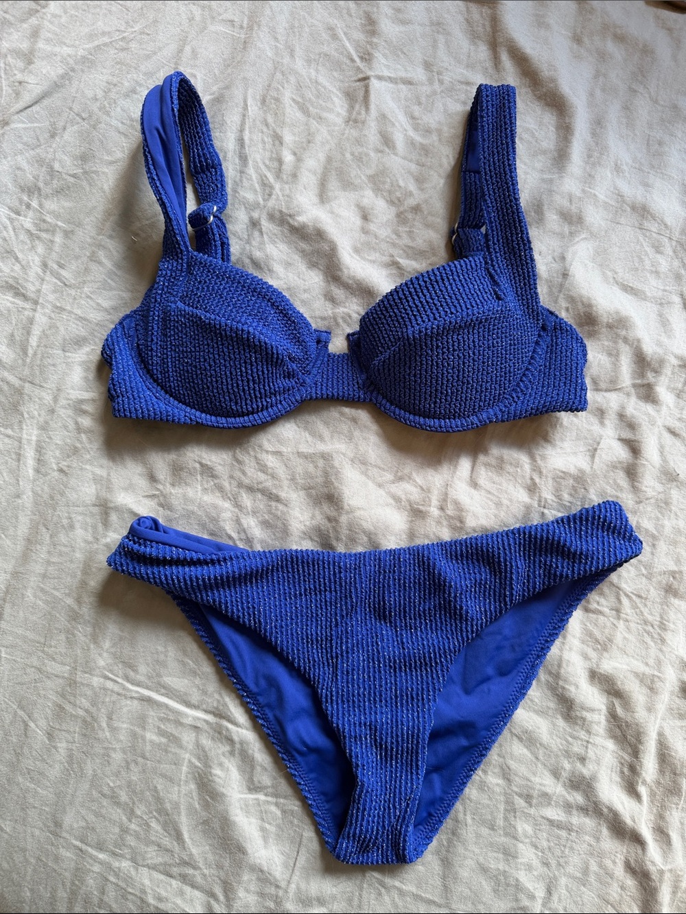 Vetchy Bikini